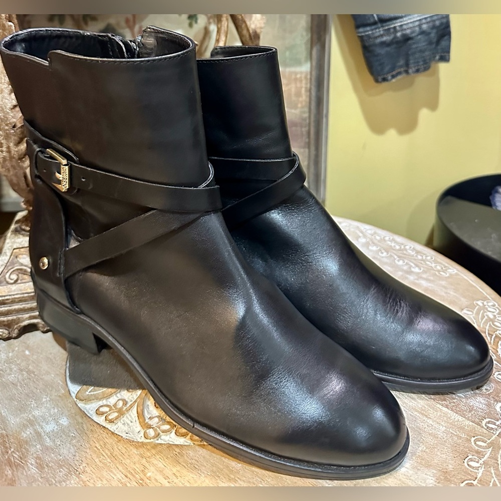 EUC💠Ralph Lauren “Marisol” Strappy Moto-Style Short Riding Boot. Size 6.5